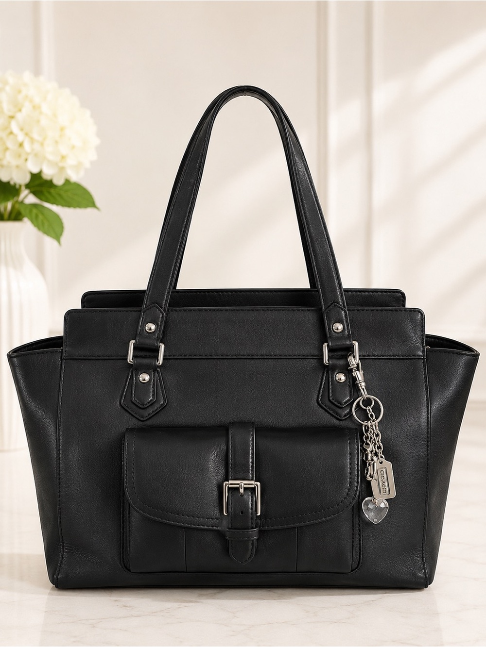 Coach Black Leather Large Tote Shoulder Bag Front Pocket Buckle Carryall tote